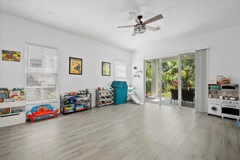 956 Mill Creek Drive Palm Beach Gardens FL 33410