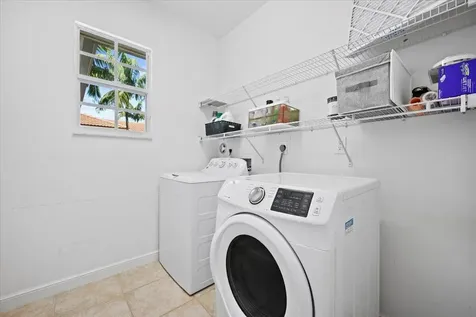 956 Mill Creek Drive Palm Beach Gardens FL 33410