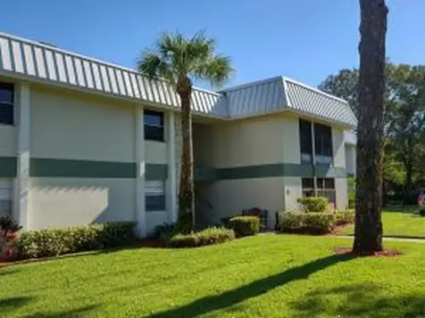 2302 Sunrise Boulevard Fort Pierce FL 34982