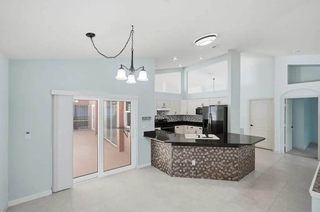 214 SW Fernleaf Trail Port St Lucie FL 34953