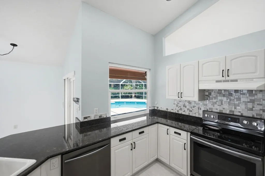 214 SW Fernleaf Trail Port St Lucie FL 34953