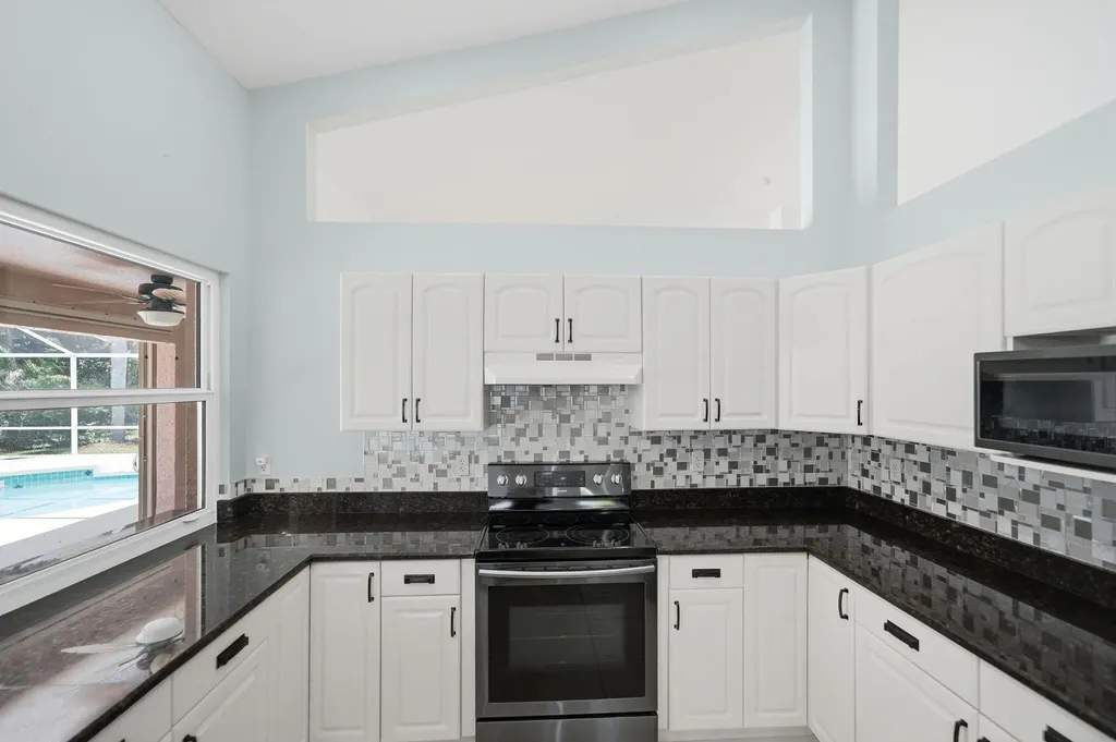 214 SW Fernleaf Trail Port St Lucie FL 34953