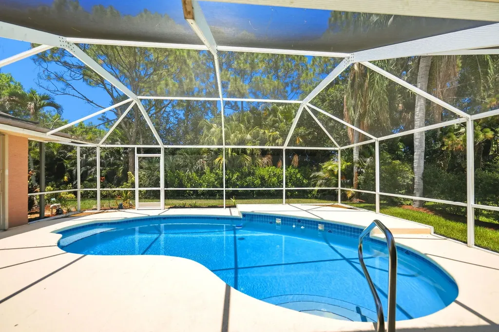 214 SW Fernleaf Trail Port St Lucie FL 34953