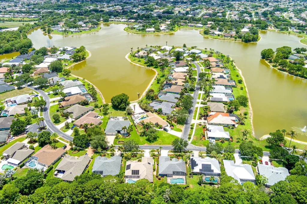 214 SW Fernleaf Trail Port St Lucie FL 34953