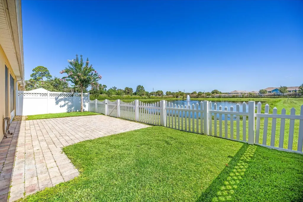 6244 NW Helmsdale Way Port St Lucie FL 34983