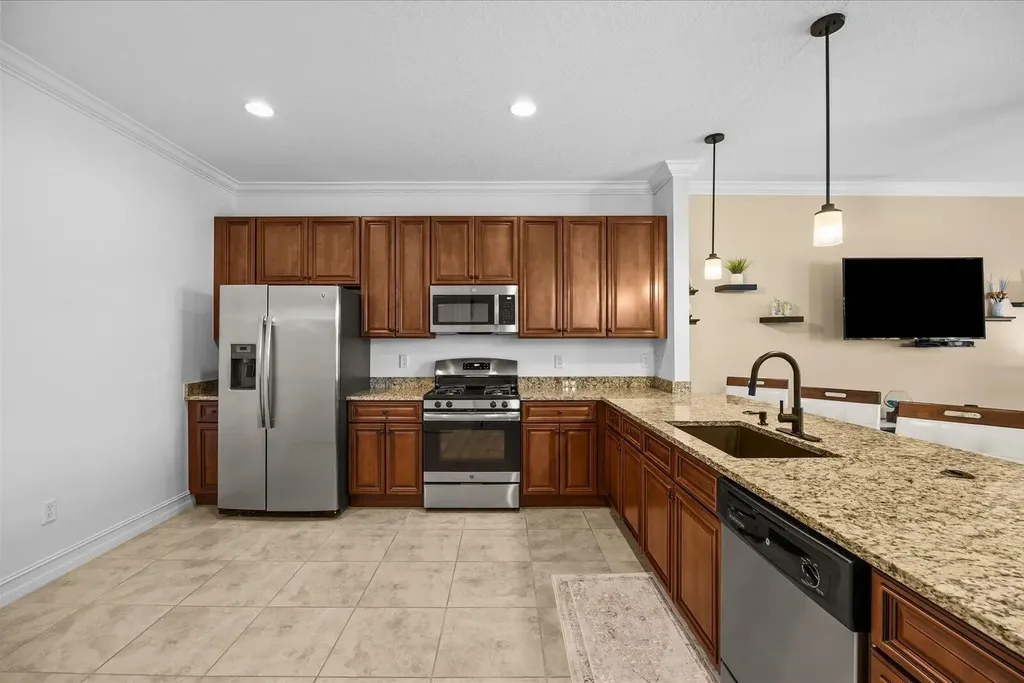 6244 NW Helmsdale Way Port St Lucie FL 34983