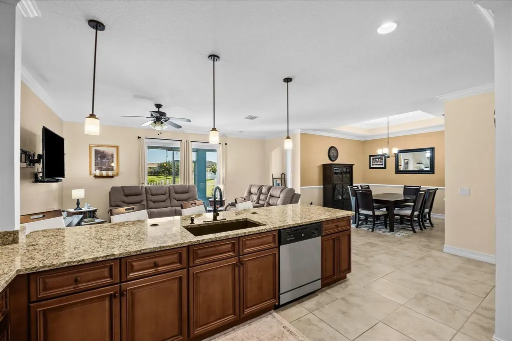 6244 NW Helmsdale Way Port St Lucie FL 34983