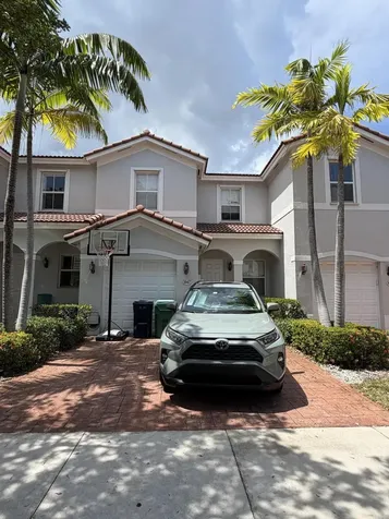 1047 NE 208th Street Miami FL 33179