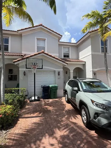 1047 NE 208th Street Miami FL 33179