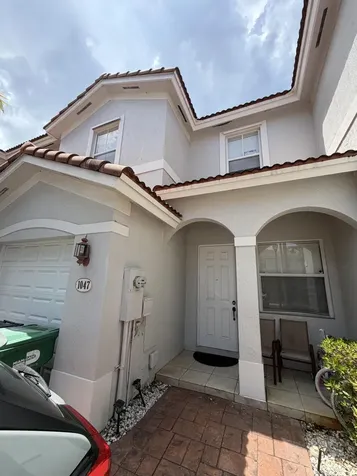 1047 NE 208th Street Miami FL 33179