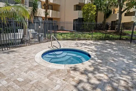 7401 NW 16th Street Plantation FL 33313