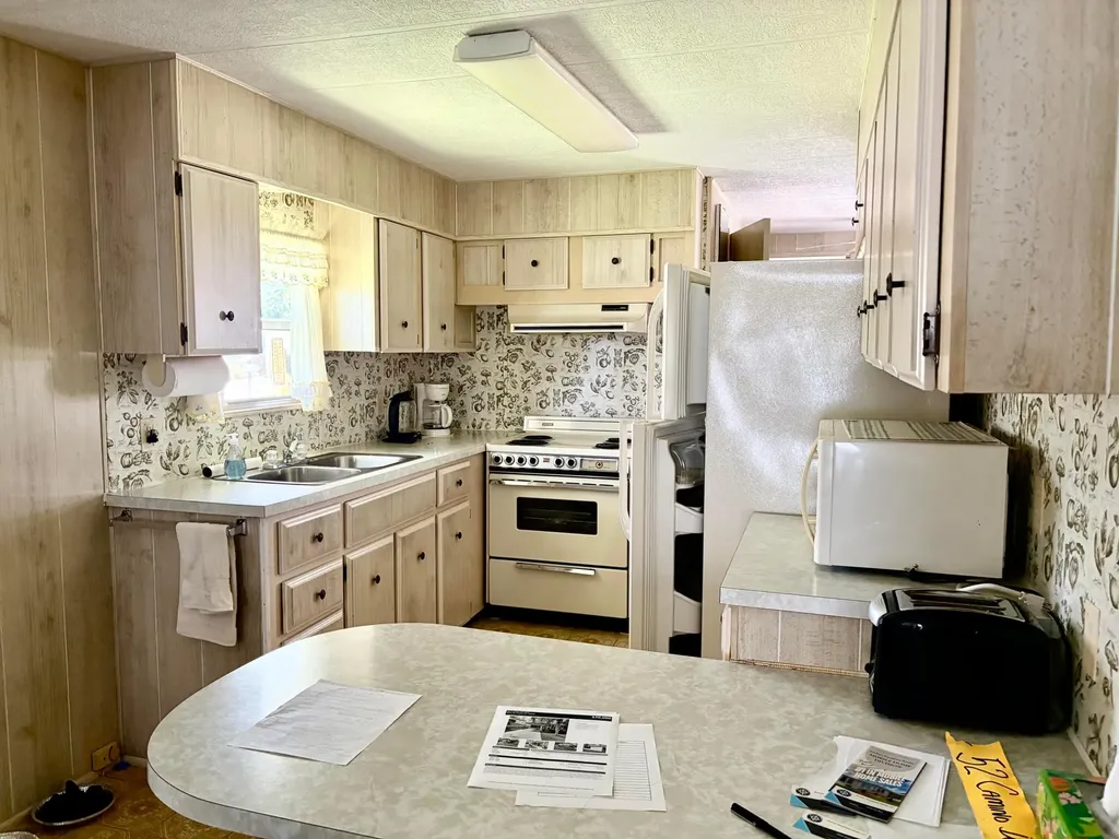 52 Camino Del Rio Port St Lucie FL 34952