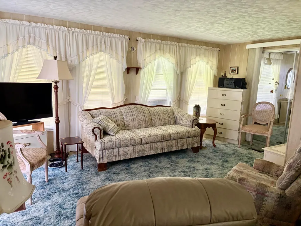52 Camino Del Rio Port St Lucie FL 34952