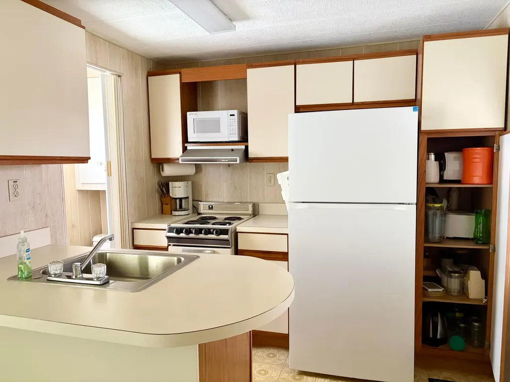 52 Camino Del Rio Port St Lucie FL 34952