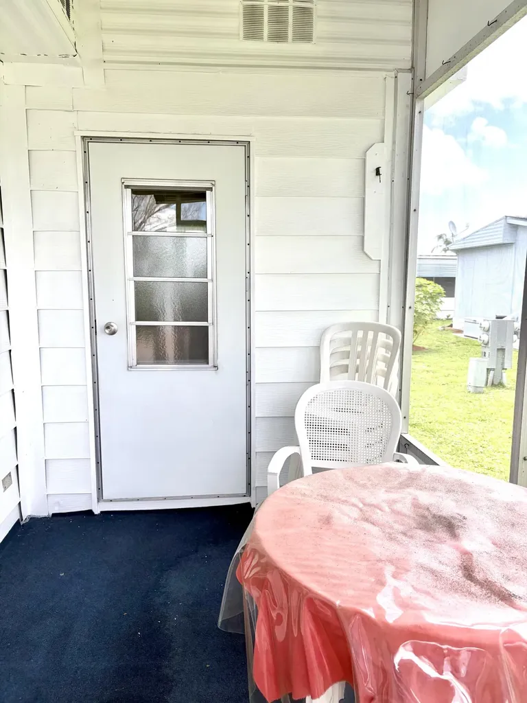 52 Camino Del Rio Port St Lucie FL 34952