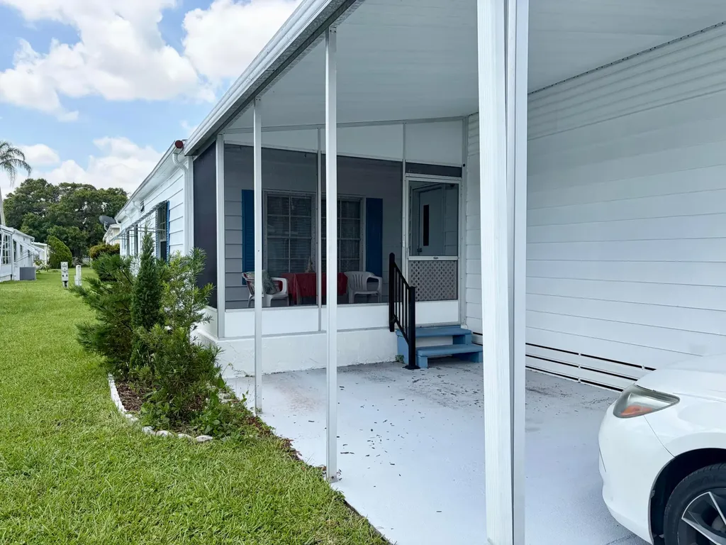 52 Camino Del Rio Port St Lucie FL 34952
