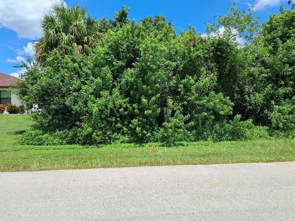 1081 SW Dartmouth Avenue SW Port St Lucie FL 34953