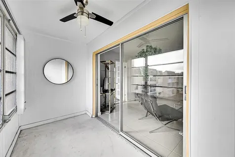 2780 N Pine Island Road Sunrise FL 33322