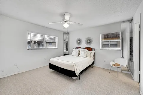 2780 N Pine Island Road Sunrise FL 33322