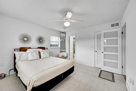 2780 N Pine Island Road Sunrise FL 33322