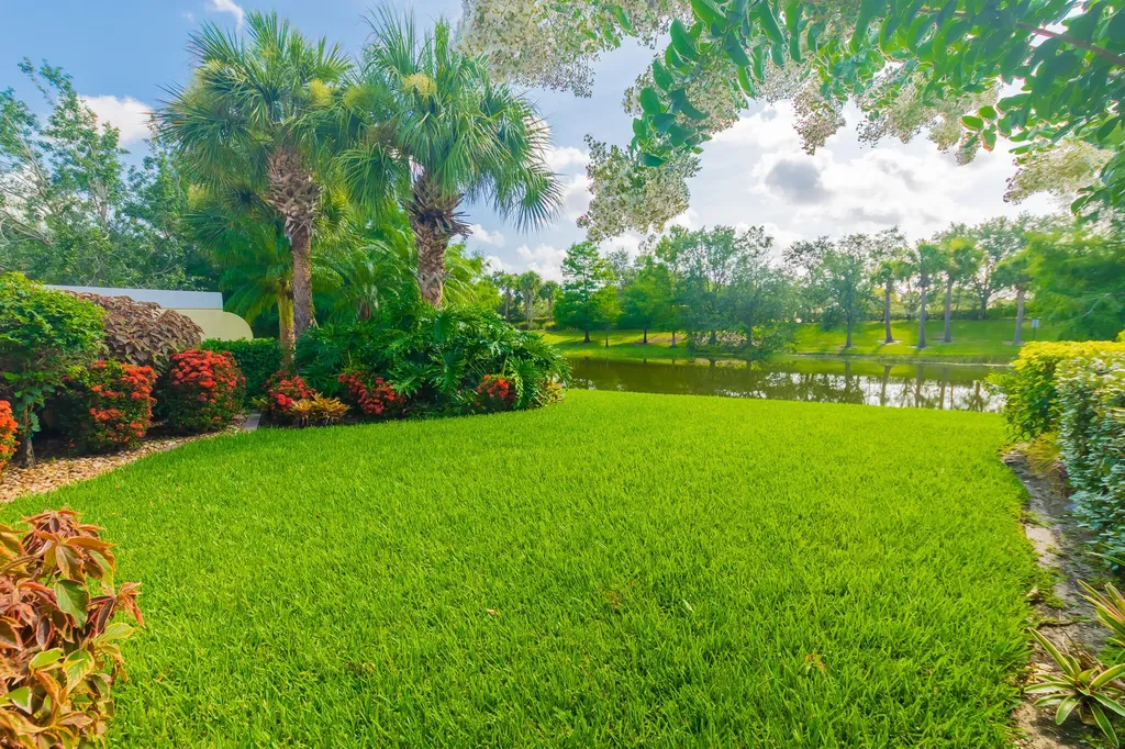 11216 SW Pembroke Drive Port St Lucie FL 34987