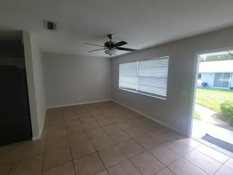 242 SE 24th Avenue Boynton Beach FL 33435