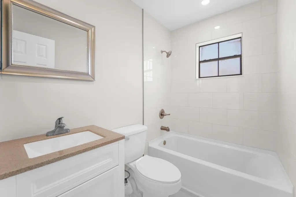 22207 Alyssum Way Boca Raton FL 33433