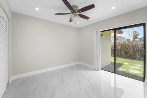 22207 Alyssum Way Boca Raton FL 33433