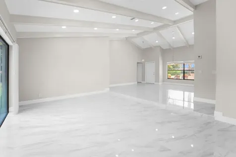 22207 Alyssum Way Boca Raton FL 33433