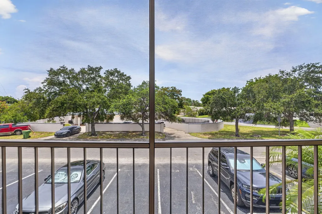 4501 NE 21st Avenue Fort Lauderdale FL 33308