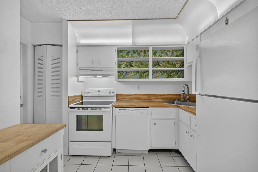 4501 NE 21st Avenue Fort Lauderdale FL 33308
