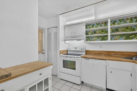4501 NE 21st Avenue Fort Lauderdale FL 33308
