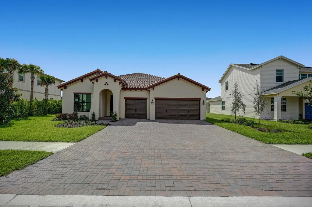 19411 Broad Shore Walk The Acreage FL 33470