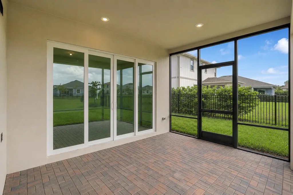 19411 Broad Shore Walk The Acreage FL 33470