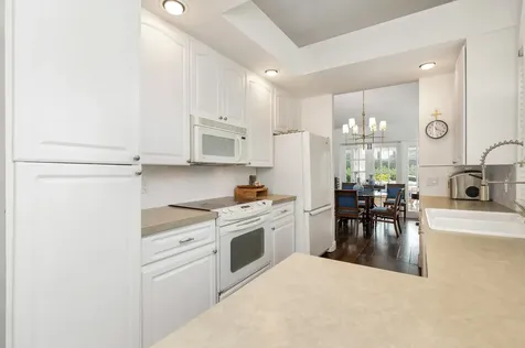 2402 Saratoga Bay Drive West Palm Beach FL 33409