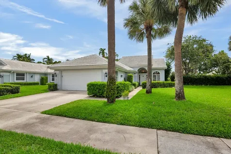 2402 Saratoga Bay Drive West Palm Beach FL 33409