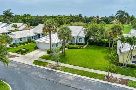2402 Saratoga Bay Drive West Palm Beach FL 33409