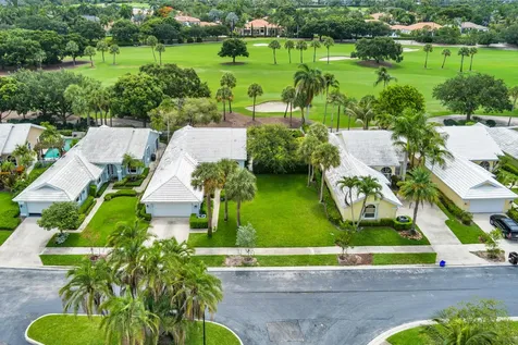 2402 Saratoga Bay Drive West Palm Beach FL 33409