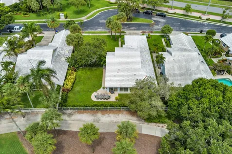 2402 Saratoga Bay Drive West Palm Beach FL 33409