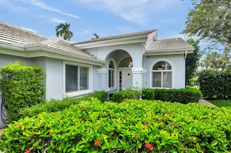2402 Saratoga Bay Drive West Palm Beach FL 33409
