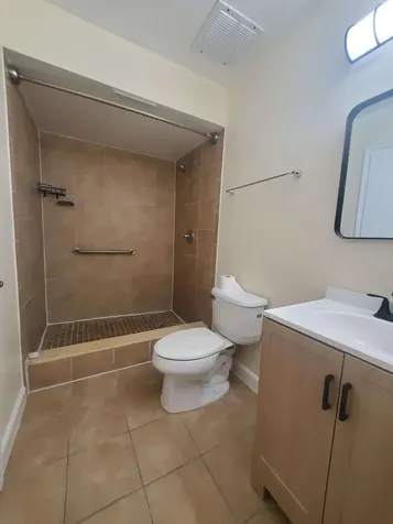 12 Wimbledon Lakes Drive Plantation FL 33324