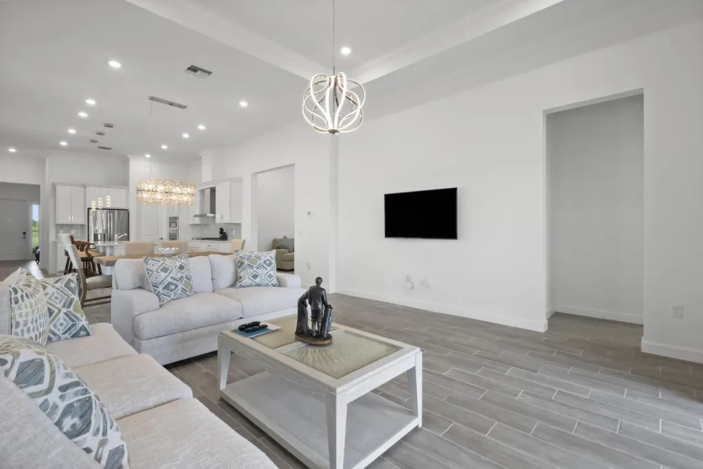 369 SE Fascino Circle Port St Lucie FL 34984