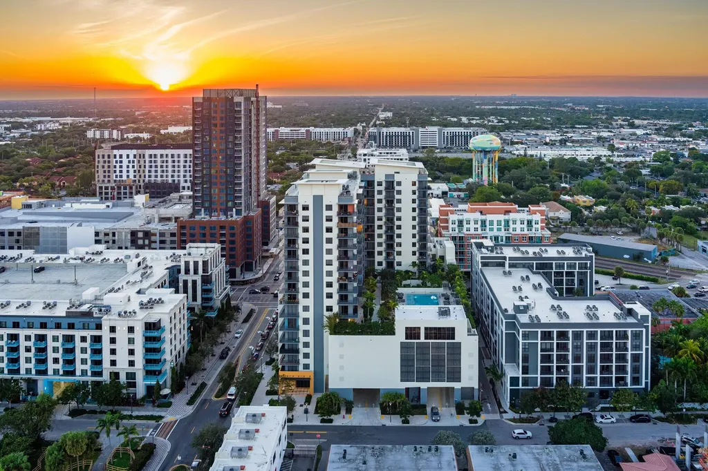600 N Andrews Avenue Fort Lauderdale FL 33311