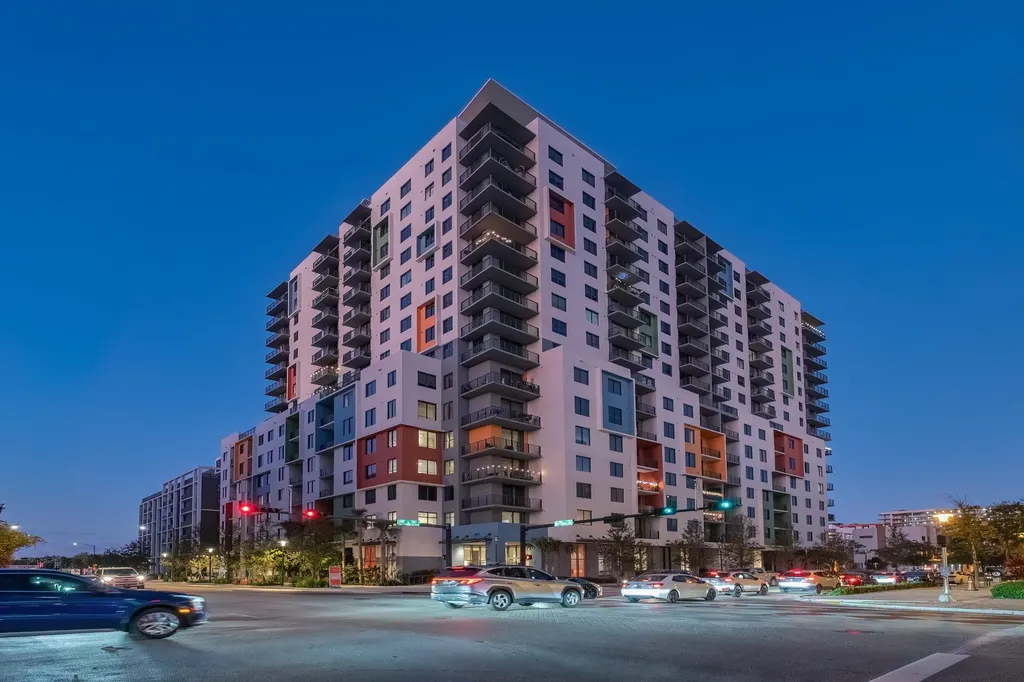 600 N Andrews Avenue Fort Lauderdale FL 33311