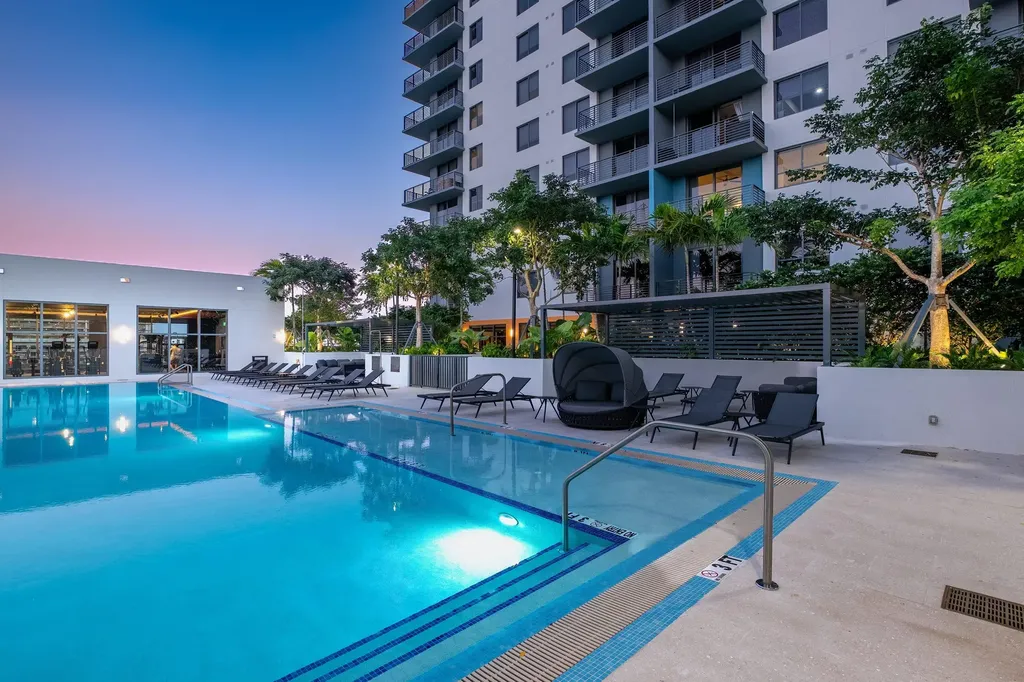 600 N Andrews Avenue Fort Lauderdale FL 33311