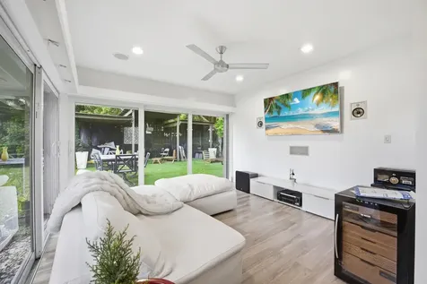 4400 Queen Palm Lane Tamarac FL 33319