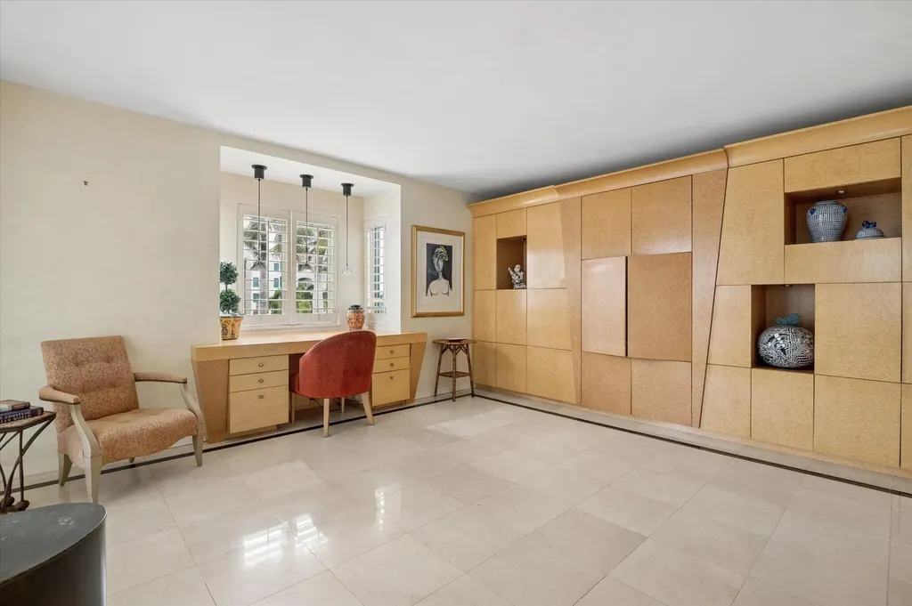 120 SE 5th Avenue Boca Raton FL 33432