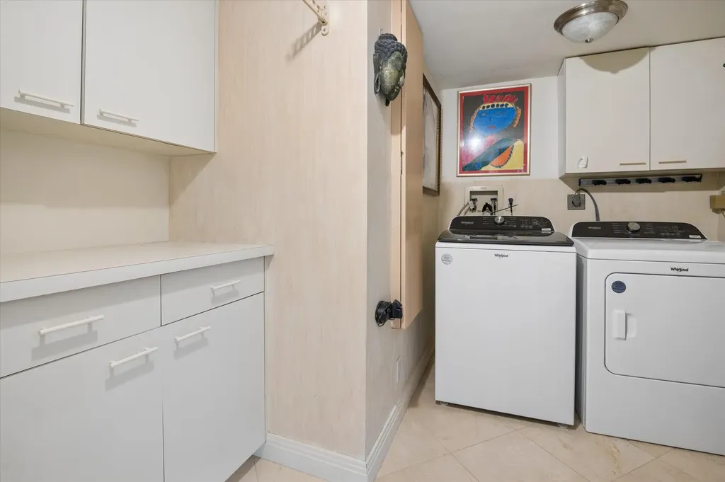 120 SE 5th Avenue Boca Raton FL 33432