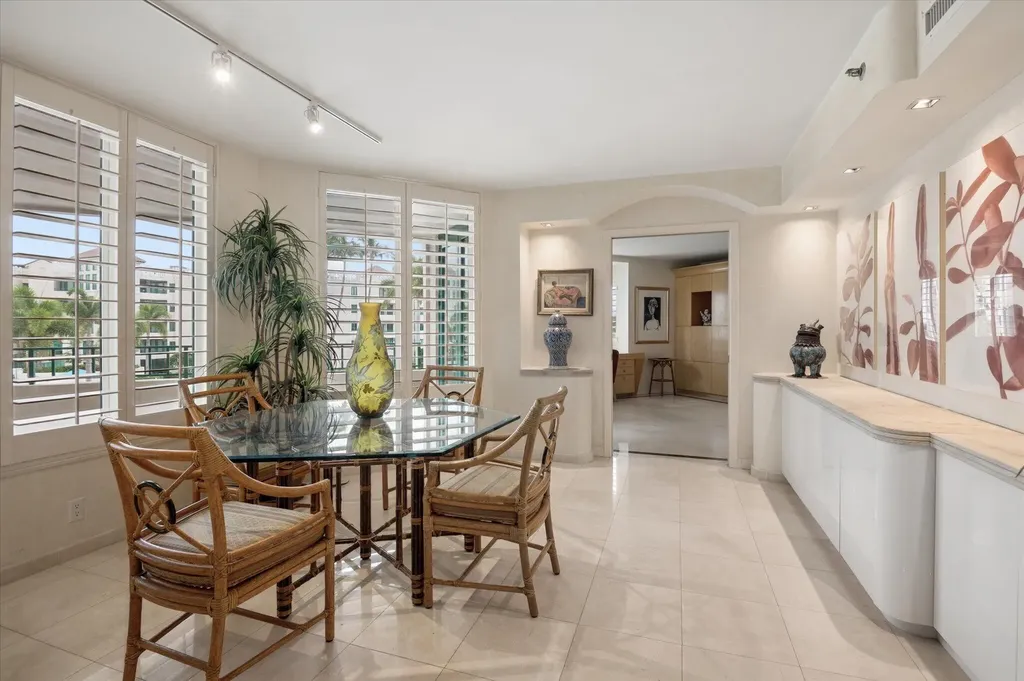 120 SE 5th Avenue Boca Raton FL 33432