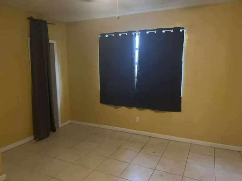 1226 NW 23rd Terrace Fort Lauderdale FL 33311